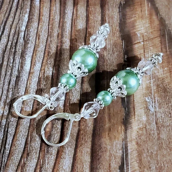 Art Nouveau Green Glass Pearl Silver Plated Handcrafted Dangle Earrings - Picture 4 of 9
